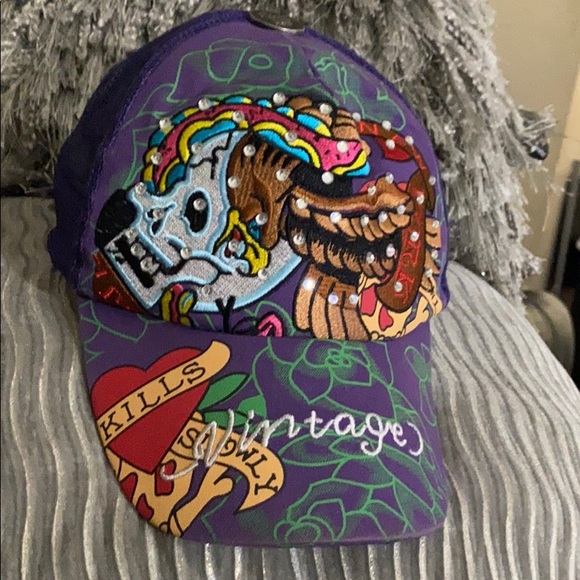 Hat - Picture 2 of 3